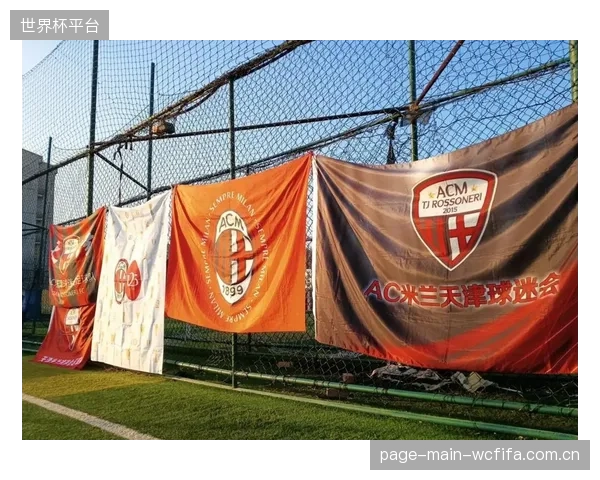 AC米兰因主教练和体育总监位置悬而未决，导致其在夏季转会市场的工作面临落后风险。